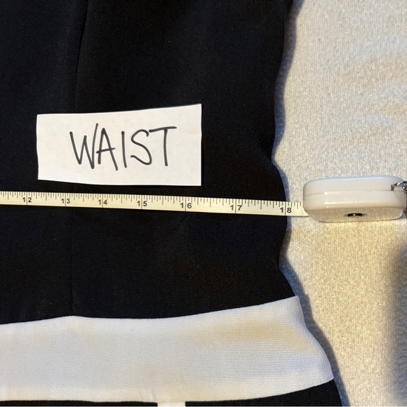 (12) Metrostyle 1950’s Throwback. Black & White Summer Work or Party Dress - Picture 8 of 13